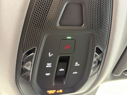 Used 2025 Audi Q5 Premium AWD/4WD image 38