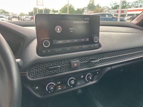 Used 2025 Honda HR-V Sport image 23