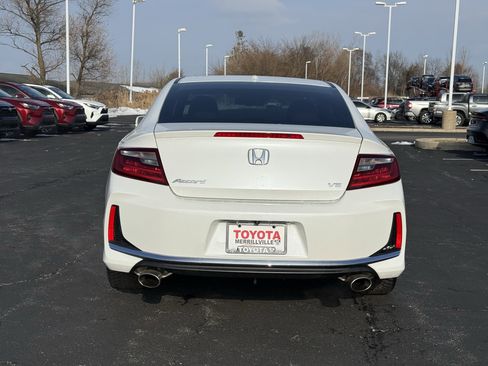 Used 2017 Honda Accord EX-L image 7