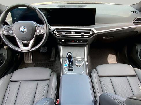 Used 2023 BMW i4 eDrive35 w/ Premium Package RWD image 15