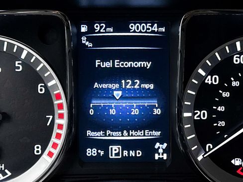 Used 2017 Nissan Titan PRO-4X AWD/4WD image 26