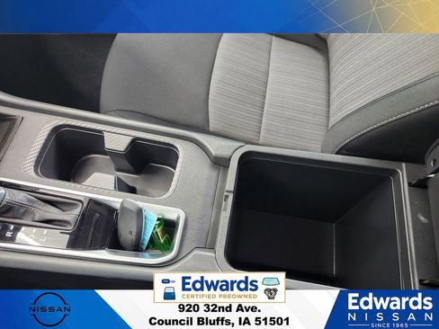 Used 2025 Nissan Sentra SV FWD image 28