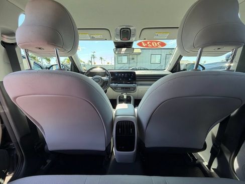 Used 2024 Hyundai Kona SEL FWD image 11