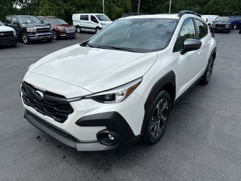 Used 2024 Subaru Crosstrek 2.0i Premium image 7