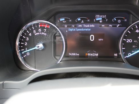 Used 2022 Ford F250 Lariat w/ Tremor Off-Road Package AWD/4WD image 18
