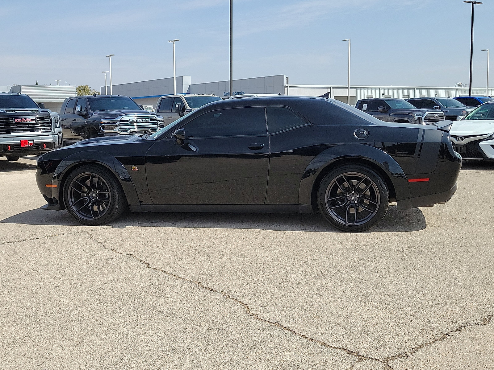 Used 2021 Dodge Challenger R/T Scat Pack RWD image 2