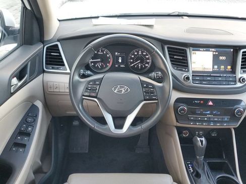 Used 2018 Hyundai Tucson SEL Plus FWD image 13