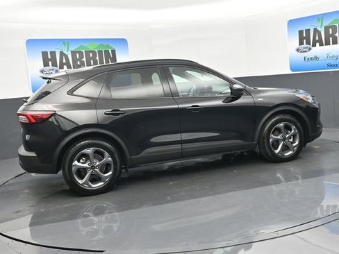 Used 2025 Ford Escape ST-Line image 6
