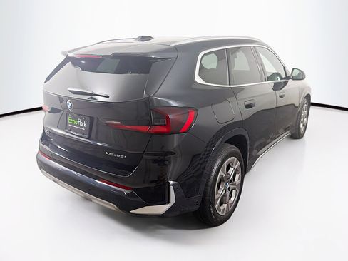 Used 2025 BMW X1 xDrive28i AWD/4WD image 9