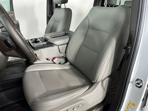 Used 2023 GMC Sierra 1500 SLT image 29