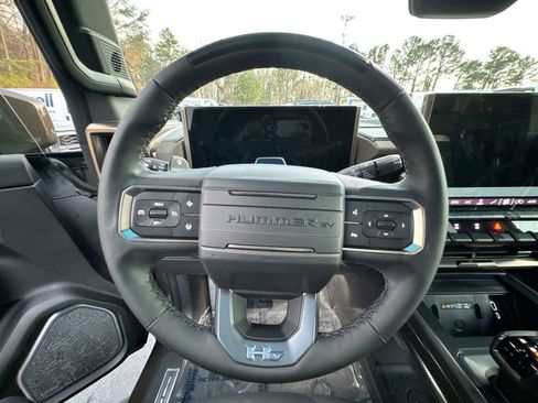 Used 2024 GMC Hummer EV 3X w/ Extreme Off-Road Package AWD/4WD image 16
