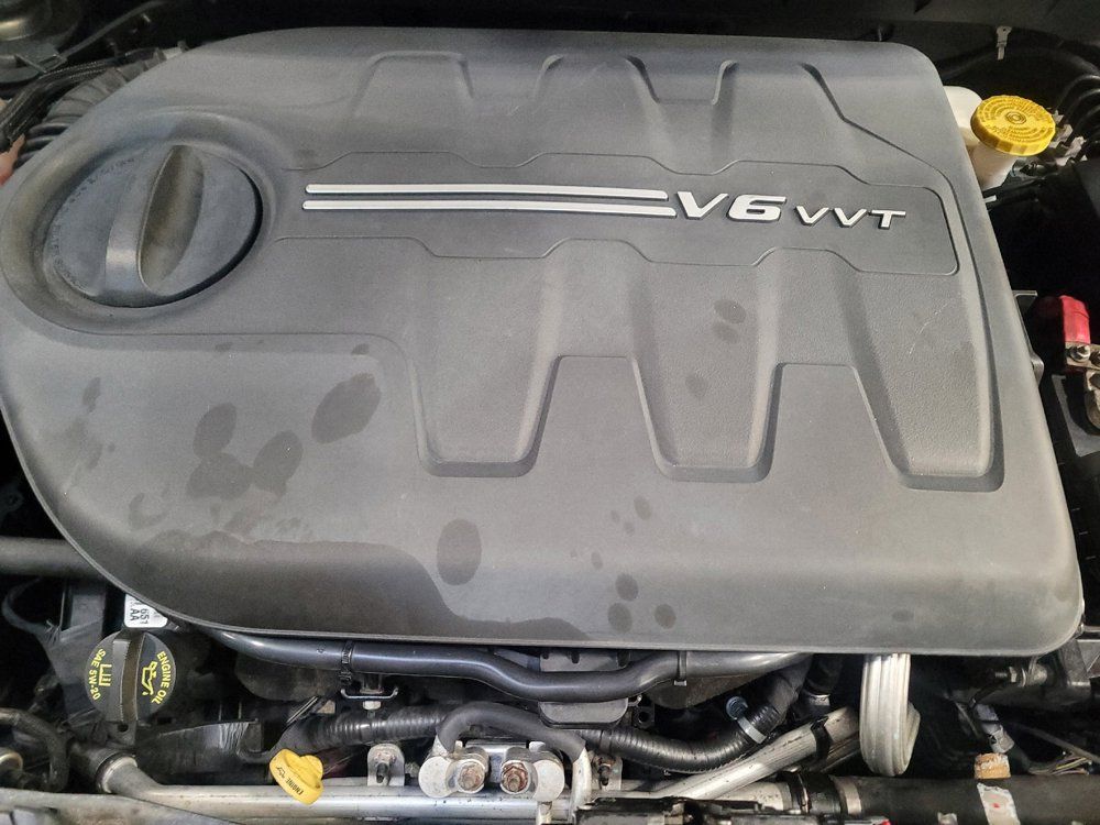 Used 2015 Jeep Cherokee Latitude FWD image 30