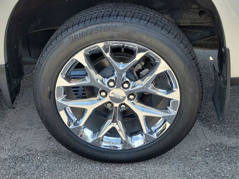Used 2019 Chevrolet Silverado 1500 LT w/ All-Star Edition AWD/4WD image 9
