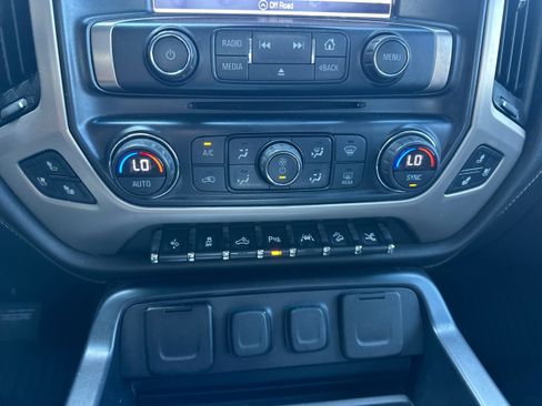 Used 2018 GMC Sierra 1500 Denali w/ Denali Ultimate Package AWD/4WD image 32
