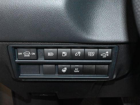 Used 2024 Toyota Sequoia Limited w/ Tow Technology Package AWD/4WD image 17