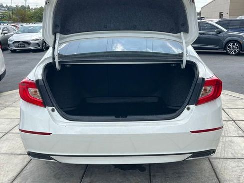 Used 2018 Honda Accord EX-L image 12