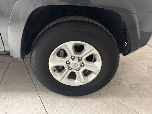 Used 2021 Toyota 4Runner SR5 image 19