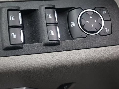 Used 2018 Ford F150 XLT w/ Equipment Group 302A Luxury AWD/4WD image 7