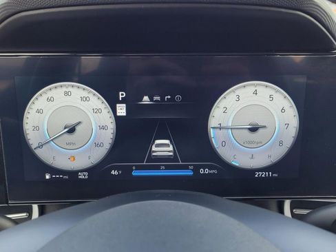 Used 2024 Hyundai Elantra Limited image 24