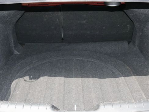 Used 2024 Hyundai Elantra Limited FWD image 11