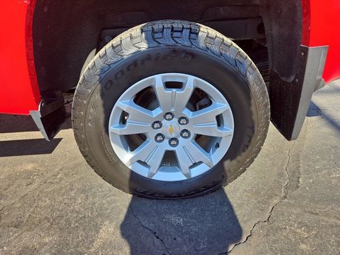 Used 2019 Chevrolet Colorado LT w/ Luxury Package, Chrome image 19