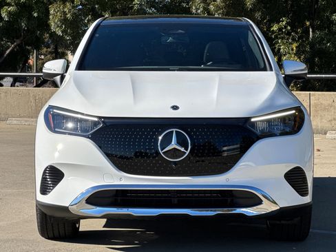 New 2026 Mercedes-Benz EQE 320 4MATIC SUV image 6
