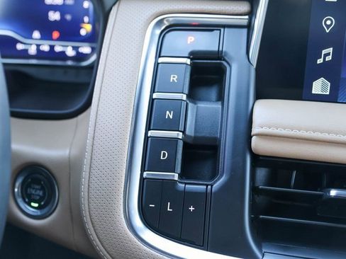 Used 2024 Chevrolet Tahoe Premier image 33