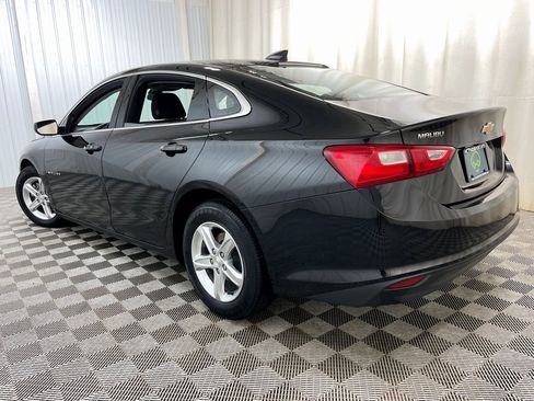 Used 2022 Chevrolet Malibu LS image 38