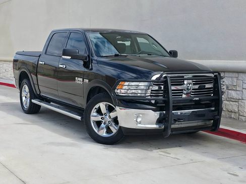 Used 2014 RAM 1500 Lone Star AWD/4WD image 1