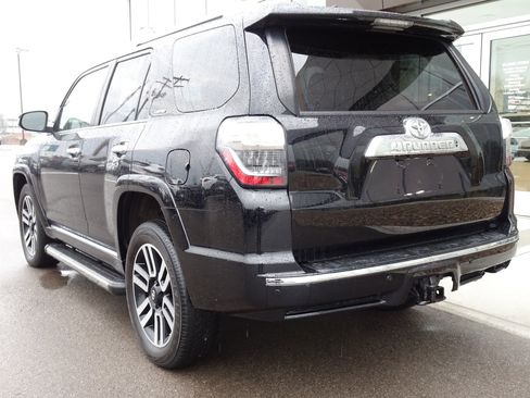 Used 2020 Toyota 4Runner Limited image 3