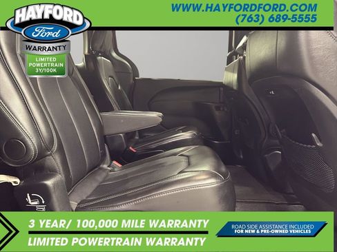Used 2025 Chrysler Pacifica Select FWD image 21