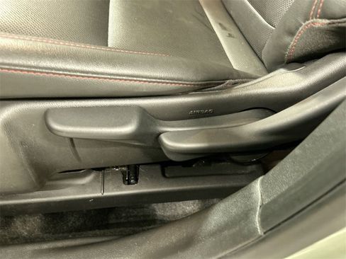 Used 2024 Chevrolet Trax RS w/ Driver Confidence Package image 10