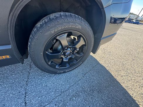 Used 2022 Subaru Forester Wilderness image 6