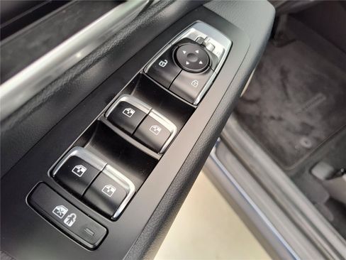 Used 2024 Kia Telluride S w/ S Sunroof Package FWD image 15