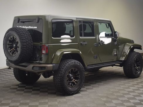 Used 2016 Jeep Wrangler Unlimited Sahara AWD/4WD image 7