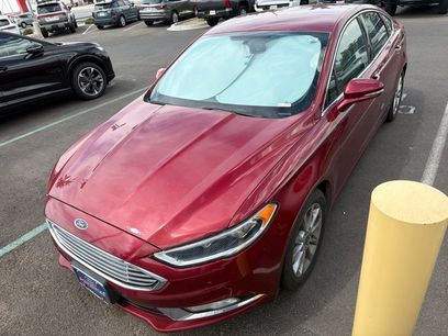 Used 2017 Ford Fusion SE w/ Fusion SE Technology Package