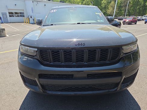 Used 2022 Jeep Grand Cherokee L Laredo AWD/4WD image 8