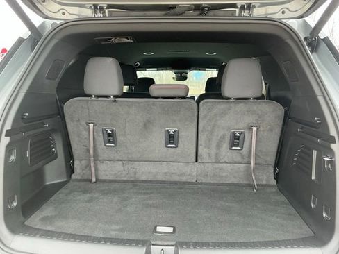 Used 2024 Chevrolet Traverse Z71 w/ Enhanced Driving Package image 11