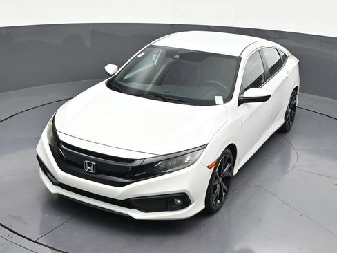 Used 2019 Honda Civic Sport image 22