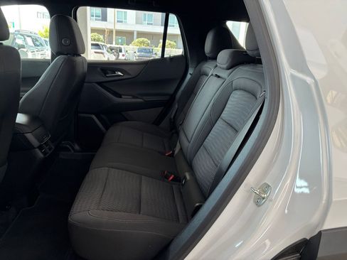 Used 2025 Chevrolet Equinox LT FWD image 28