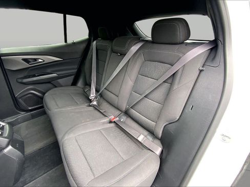 Used 2025 Chevrolet Equinox EV LT FWD image 19