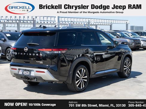 Used 2023 Nissan Pathfinder Platinum w/ Cargo Package image 5