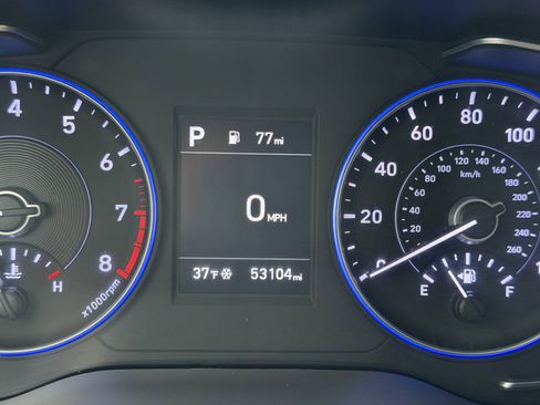 Used 2022 Hyundai Palisade SE image 3