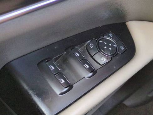 Used 2022 Lincoln Nautilus Reserve w/ Equipment Group 202A image 24