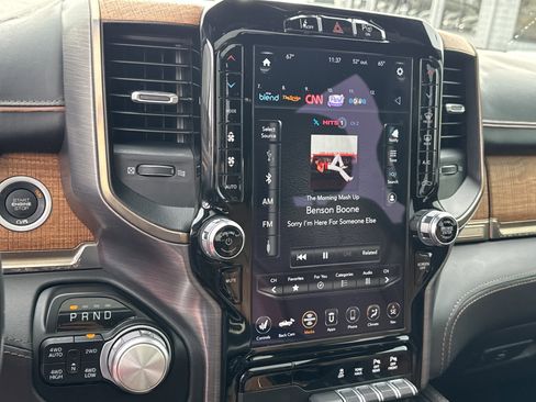 Used 2020 RAM 1500 Longhorn image 33