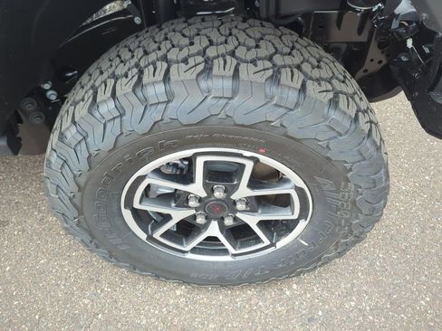 New 2026 Jeep Wrangler Unlimited Rubicon w/ Safety Group AWD/4WD image 9
