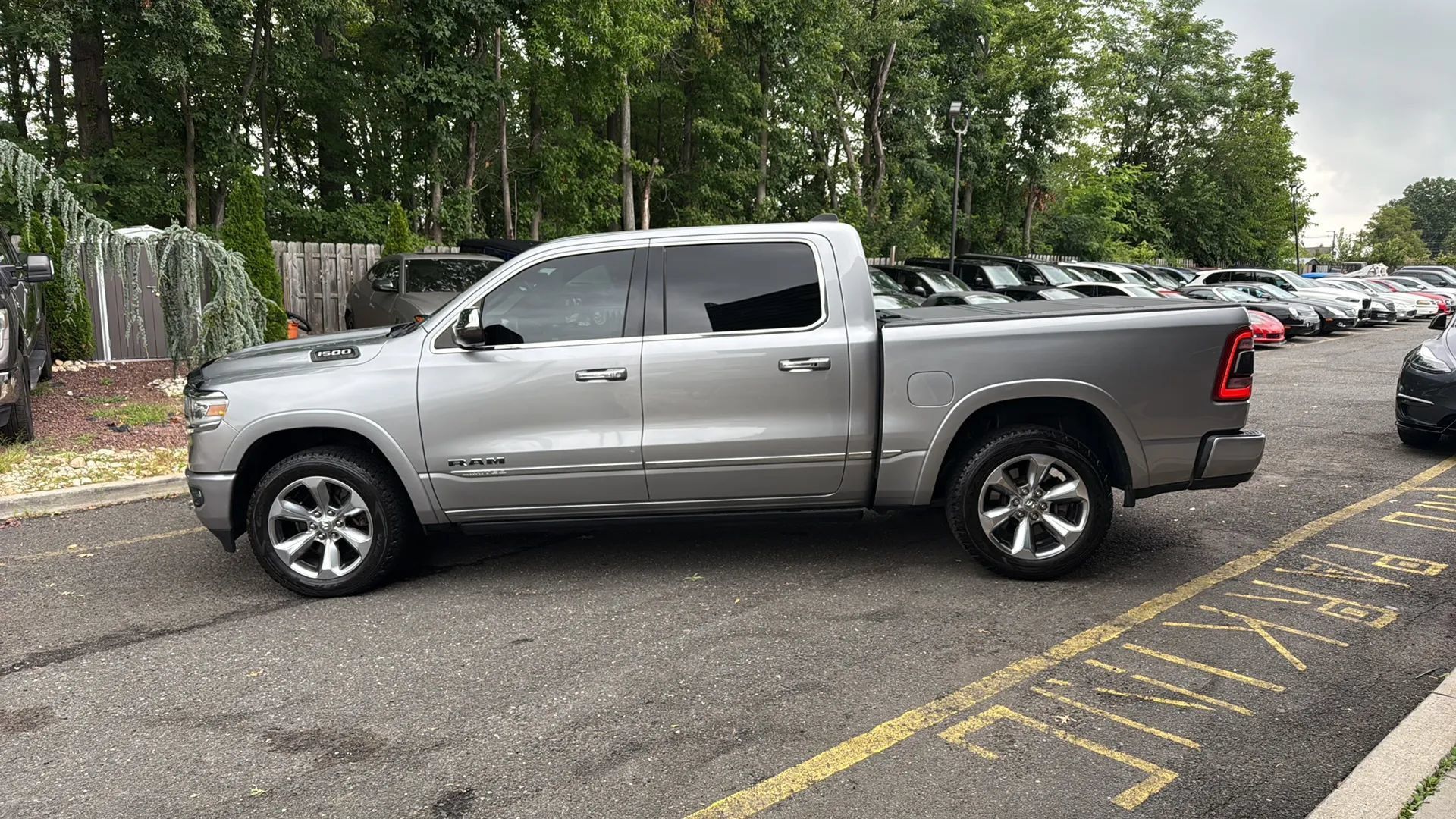 Used 2019 RAM 1500 Limited AWD/4WD image 8