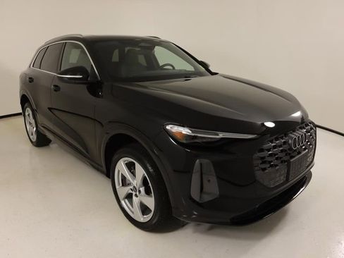 Certified 2025 Audi Q5 Premium Plus w/ Premium Plus AWD/4WD image 7