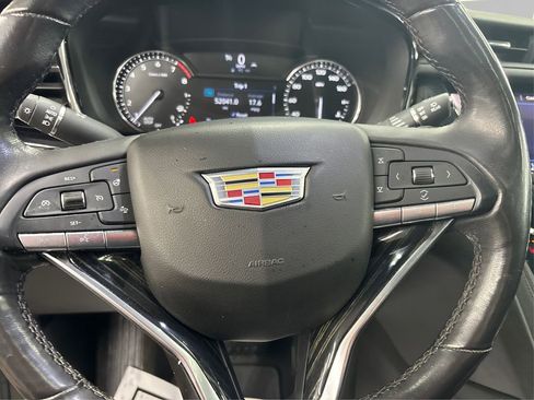 Used 2020 Cadillac XT6 Premium Luxury AWD/4WD image 26