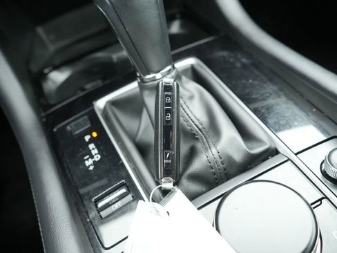 Used 2024 MAZDA MAZDA3 s image 37